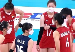 冲上热搜！中国女排戴口罩参赛引争议，舆论热议：对球员不负责_比赛_影响_胜利